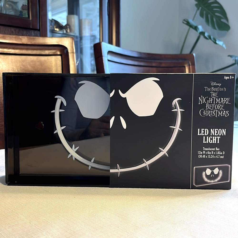 NEW DISNEY Tim Burton Nightmare Before Christmas Led  Neon Light
